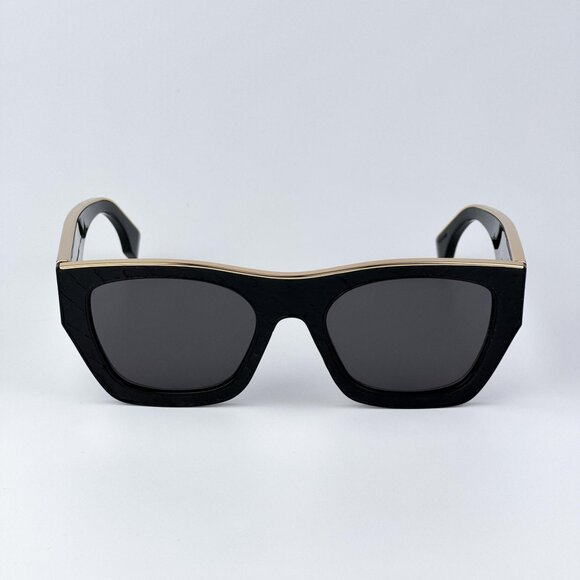 Fendi LEATHER LIMITED EDITION FE40126I 01A Women NEW AUTHENTIC Sunglasses Square - Picture 1 of 9